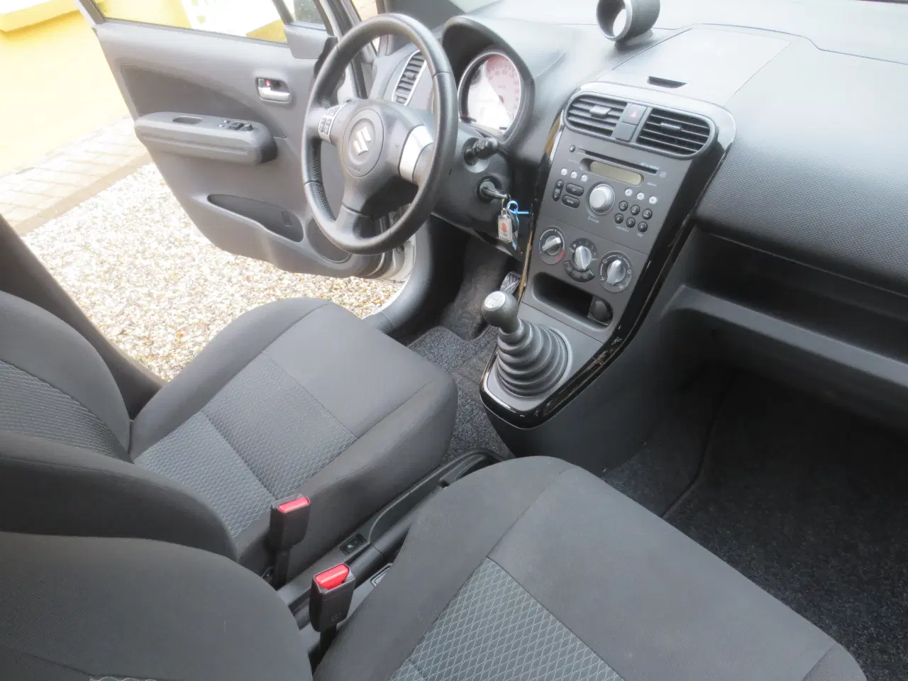 Billede 18 - Suzuki Splash 1.0 i År 14 Km 42000. 
