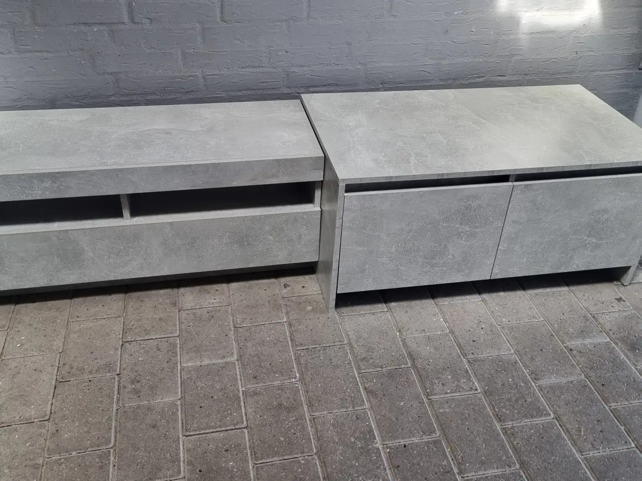 Billede 6 - Sofabord og tv bord i grå