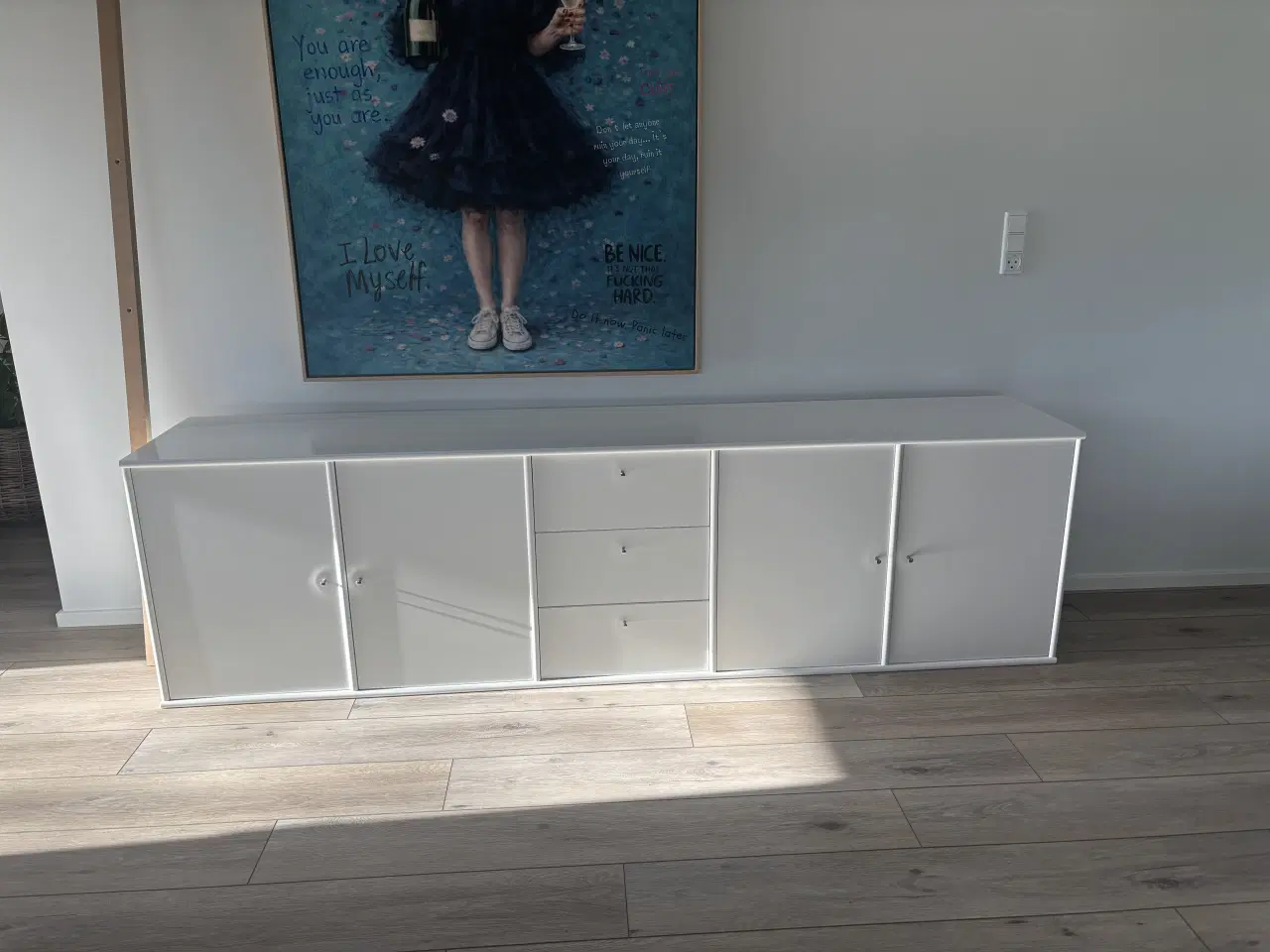 Billede 1 - Mistral skænk hvid