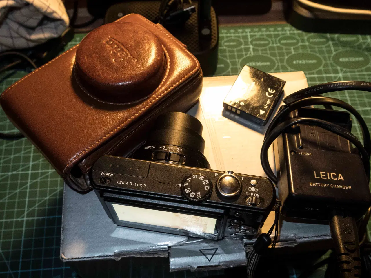 Billede 5 - Leica D-LUX 3 (kompakt) m. original taske og æske.