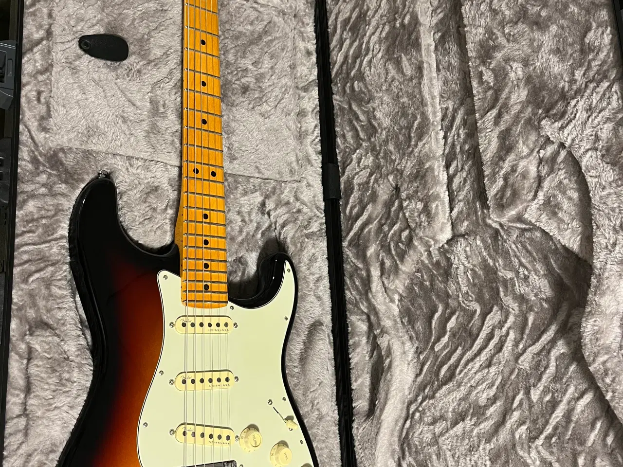 Billede 2 - Fender Ultra Stratocaster Ultraburst