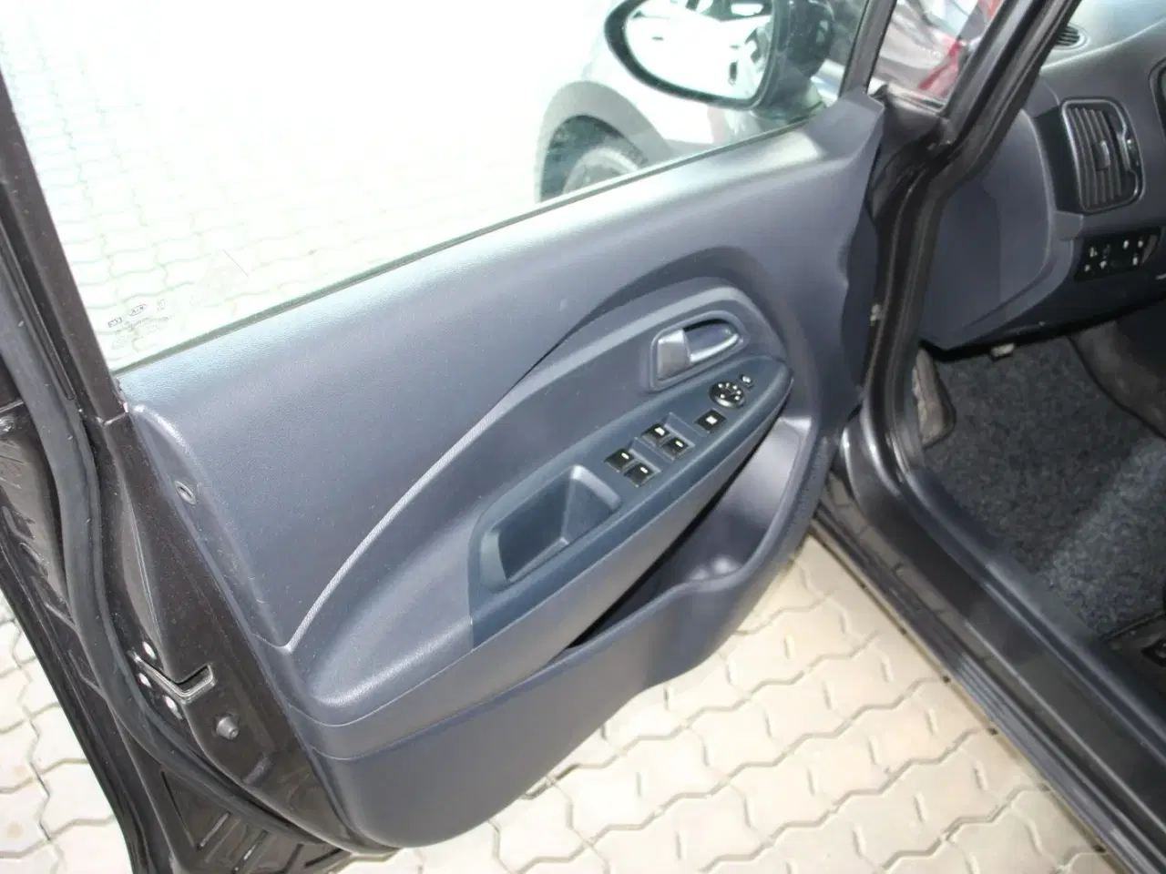 Billede 8 - Kia Rio 1,2 CVVT Attraction