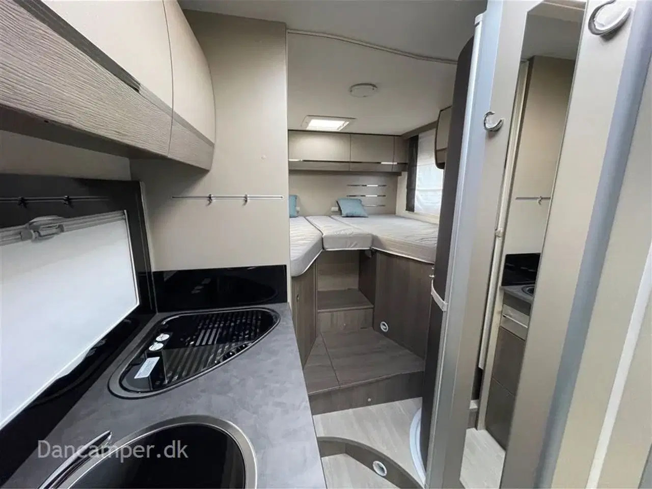 Billede 18 - 2019 - Chausson Titanium 767    Enkeltsenge, lounge-indretning, 170Hk Ford, AUT - Lihium Super B bodelsbatteri, Solceller, Michelin helårsdæk.