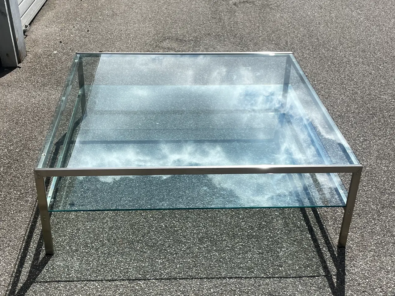 Billede 2 - Kvadratisk glas sofabord med aluminiumsstel