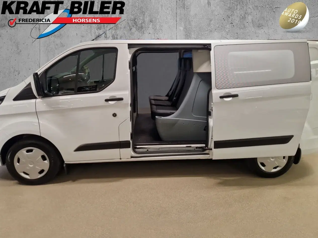 Billede 2 - Ford Transit Custom 300L 2,0 TDCi 130 Trend Mandskabsvogn aut.