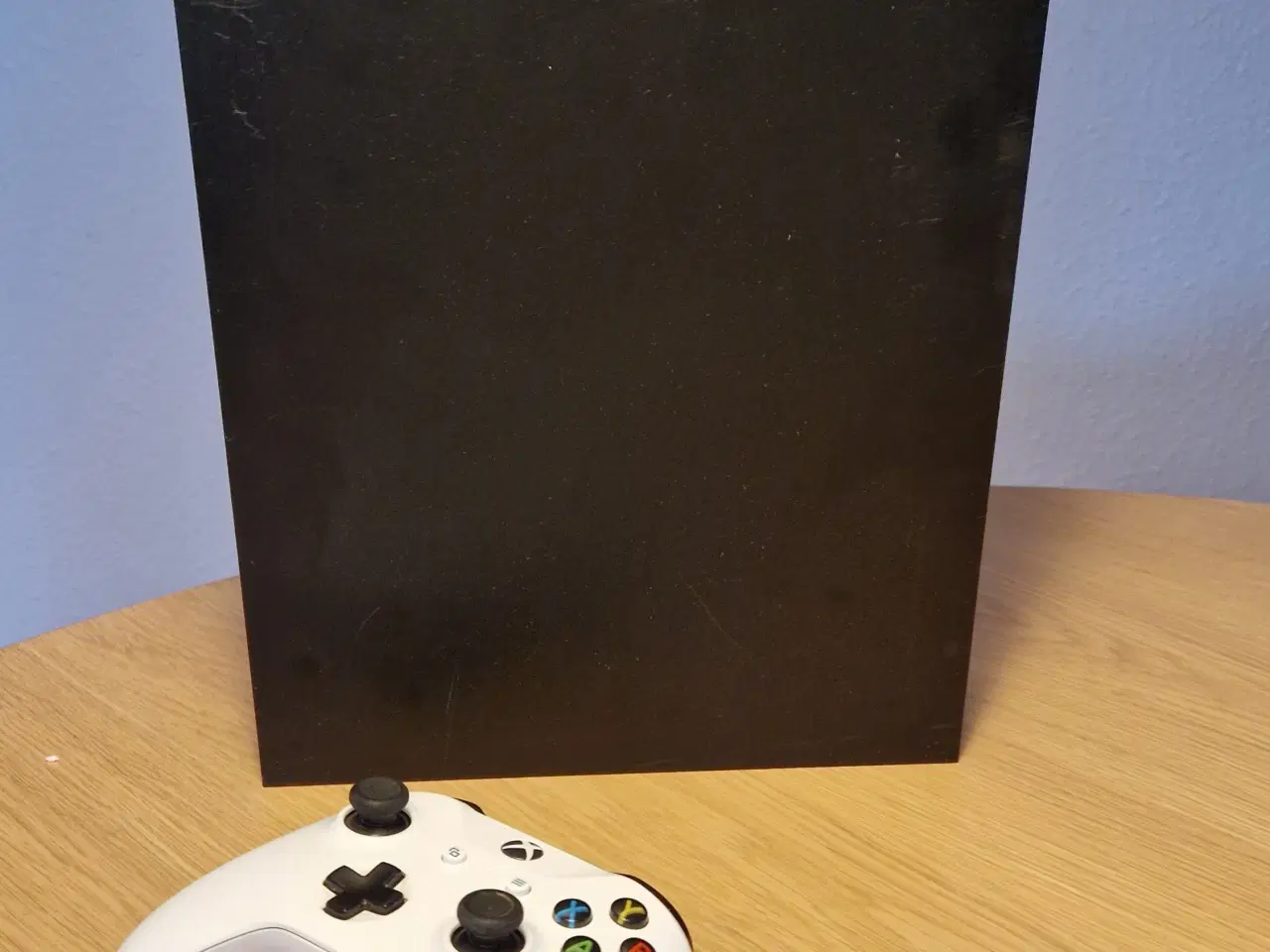 Billede 1 - 🎮 Xbox One X 1TB – Sort – Fuldt funktionel