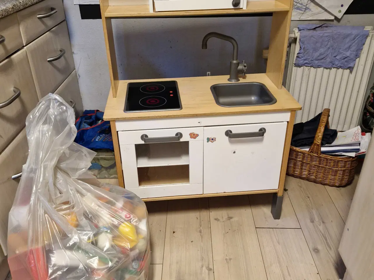 Billede 2 - Ikea legekøkken