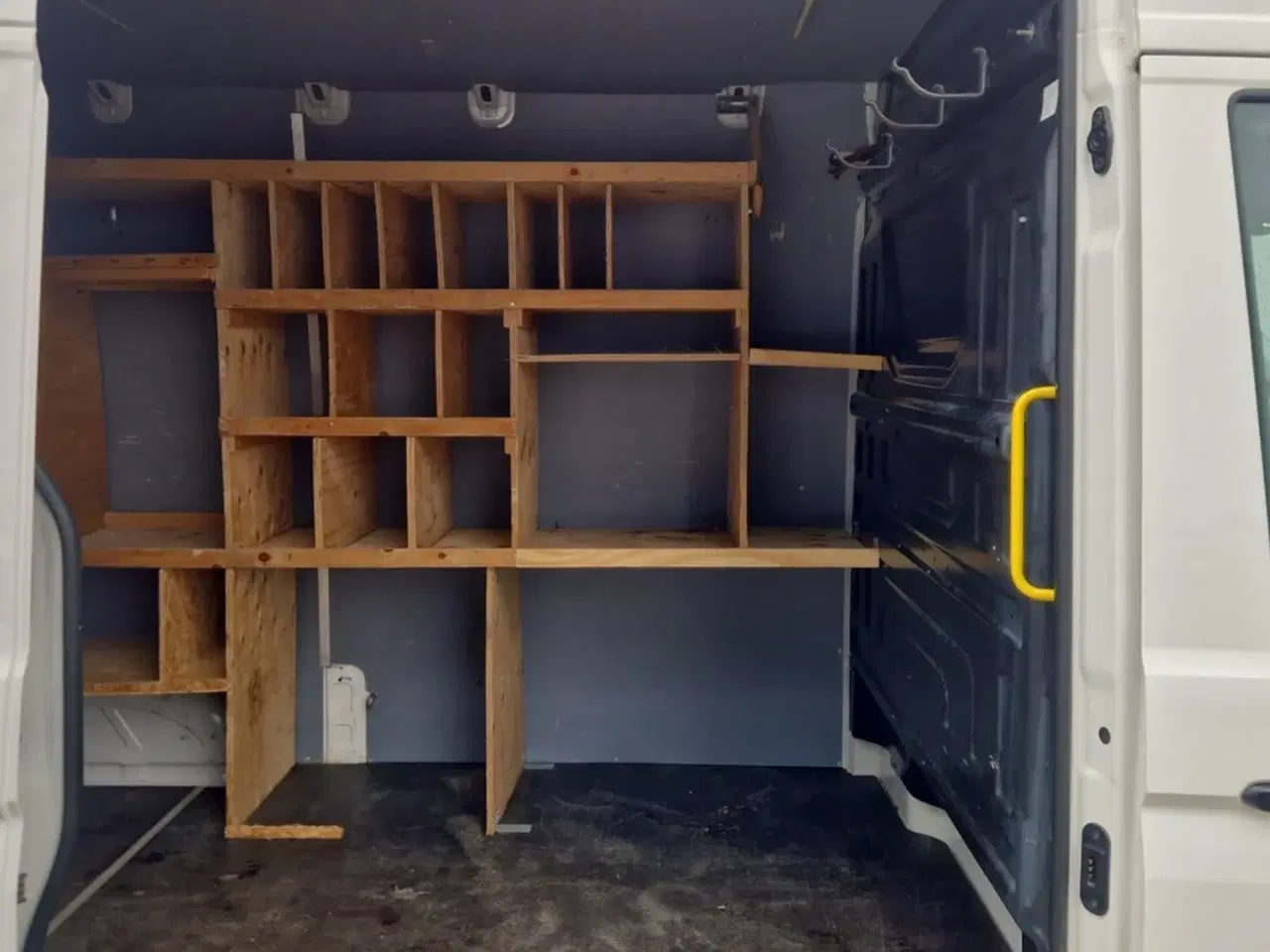 Billede 9 - VW Crafter 35 2,0 TDi 140 Kassevogn L3H3 aut.