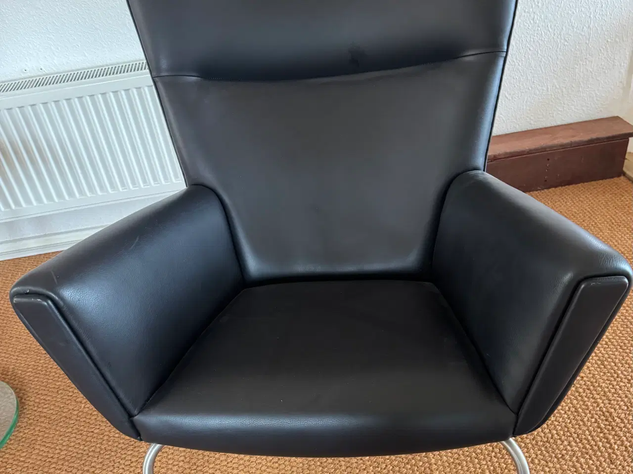 Billede 1 - CH445 Wing chair m/sort læder af Hans J. Wegner