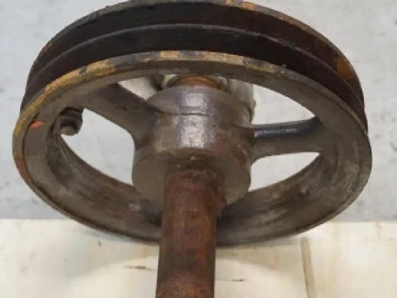 Billede 14 - Dronningborg D7000 14" Skærebordsaksel