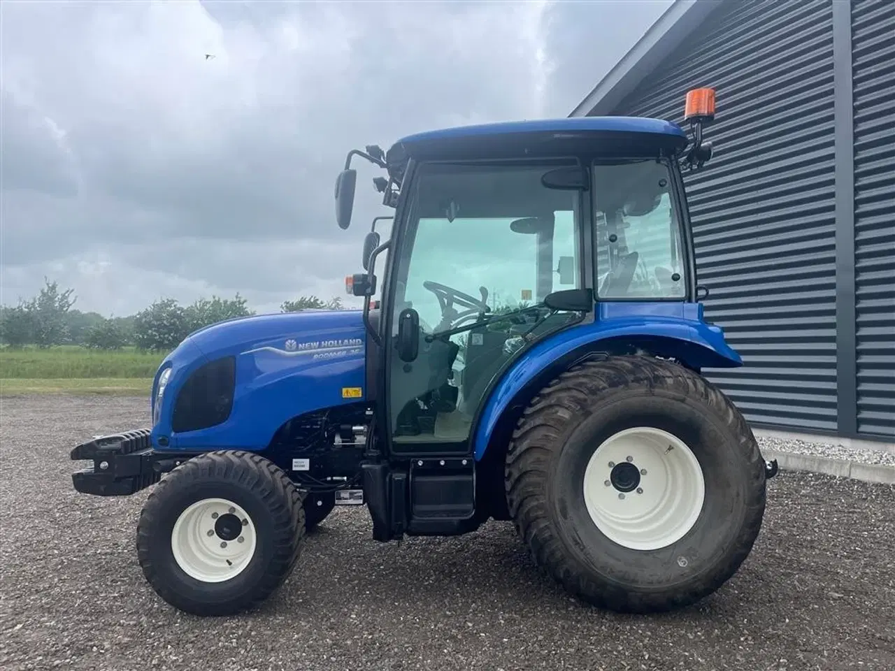 Billede 5 - New Holland BOOMER 35 HST Cab - Flotation hjul