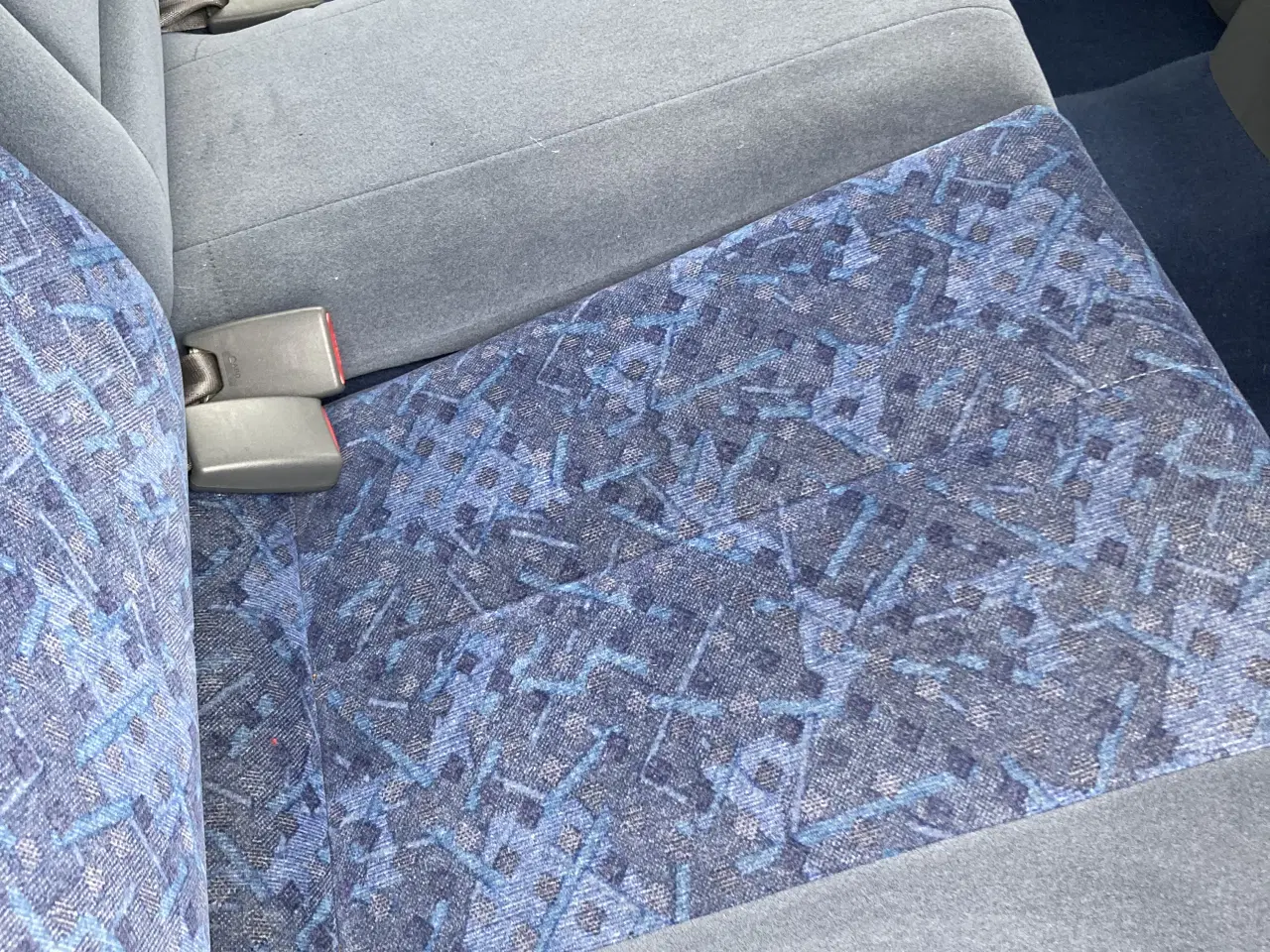 Billede 8 - Mazda 323 F nysynet