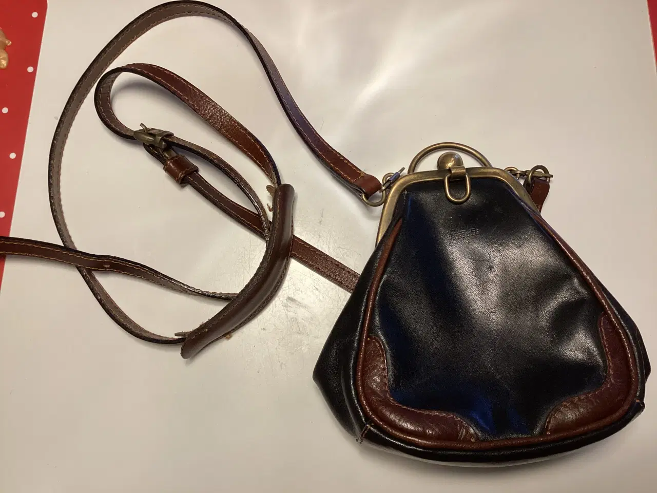 Billede 1 - Yndig lille taske fra ThreBags