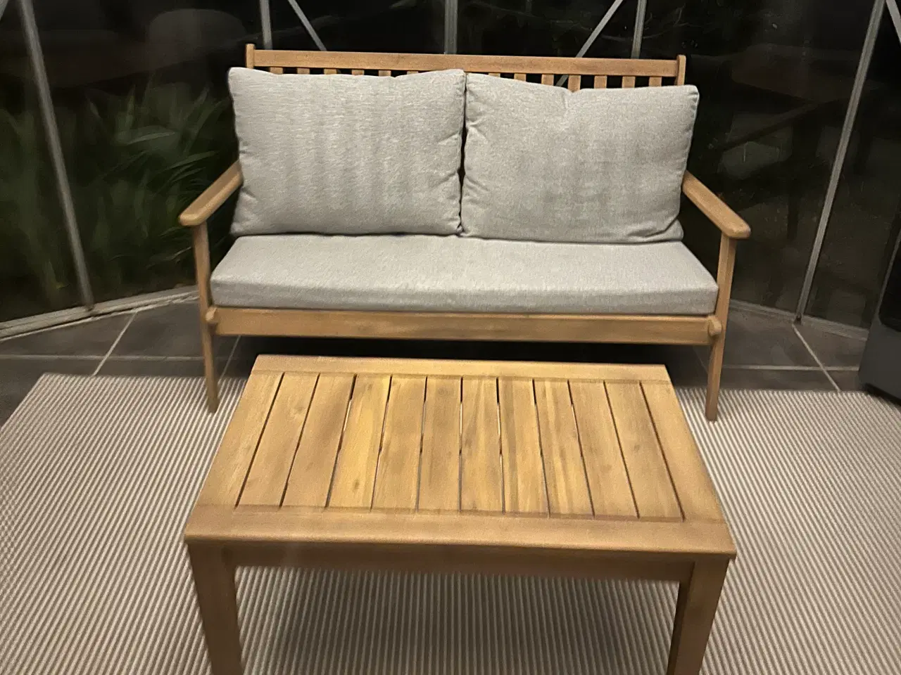Billede 2 - Lounge sæt til udestuen eller pavillonen . 