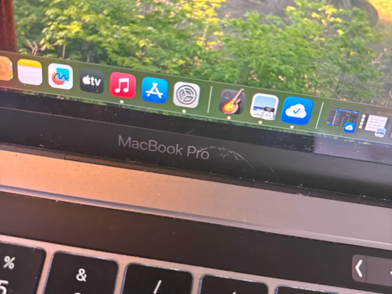 Billede 3 - Macbook 2019 13 inch touch 