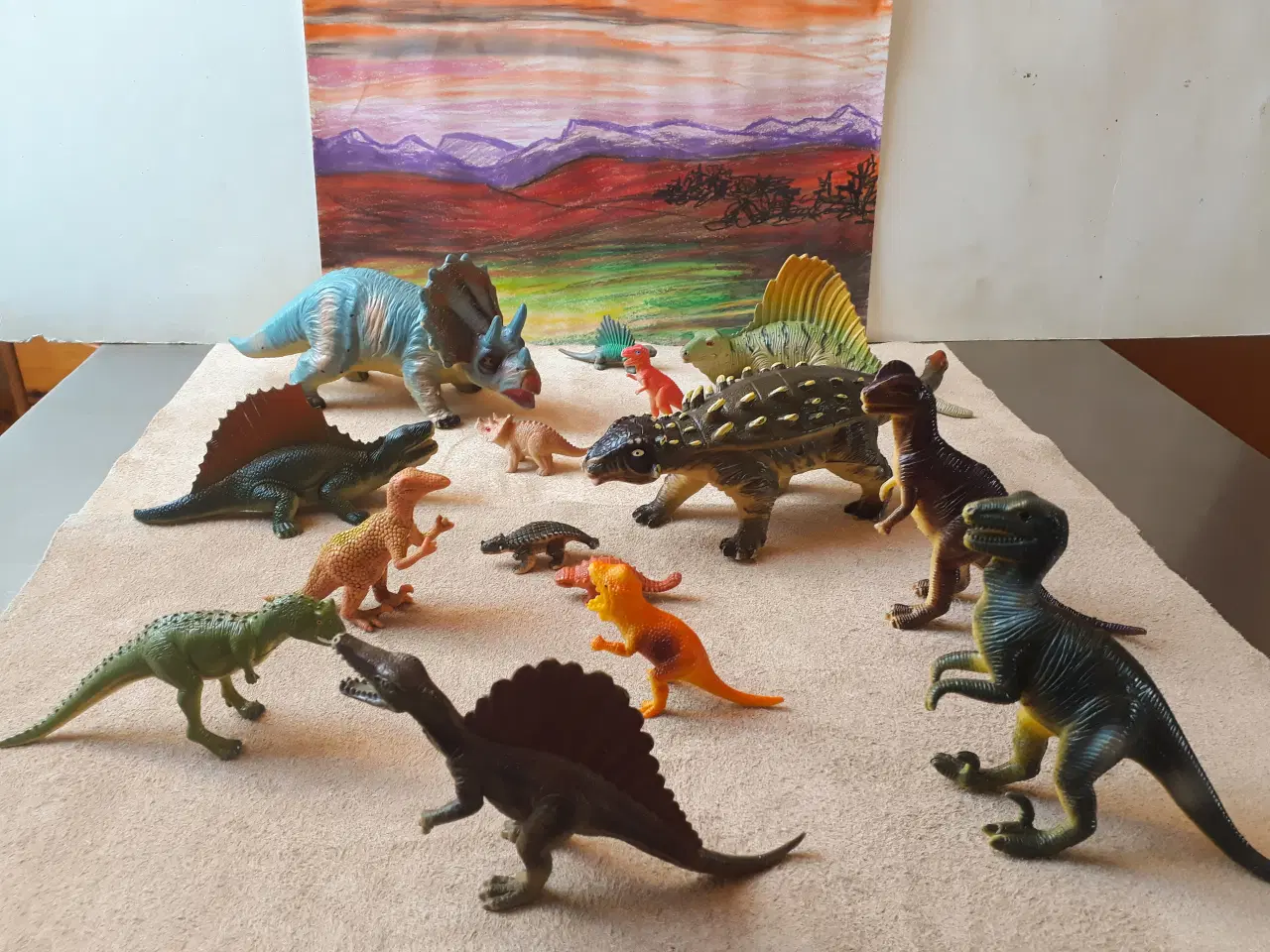 Billede 7 - 14 Dinosaur Figurer