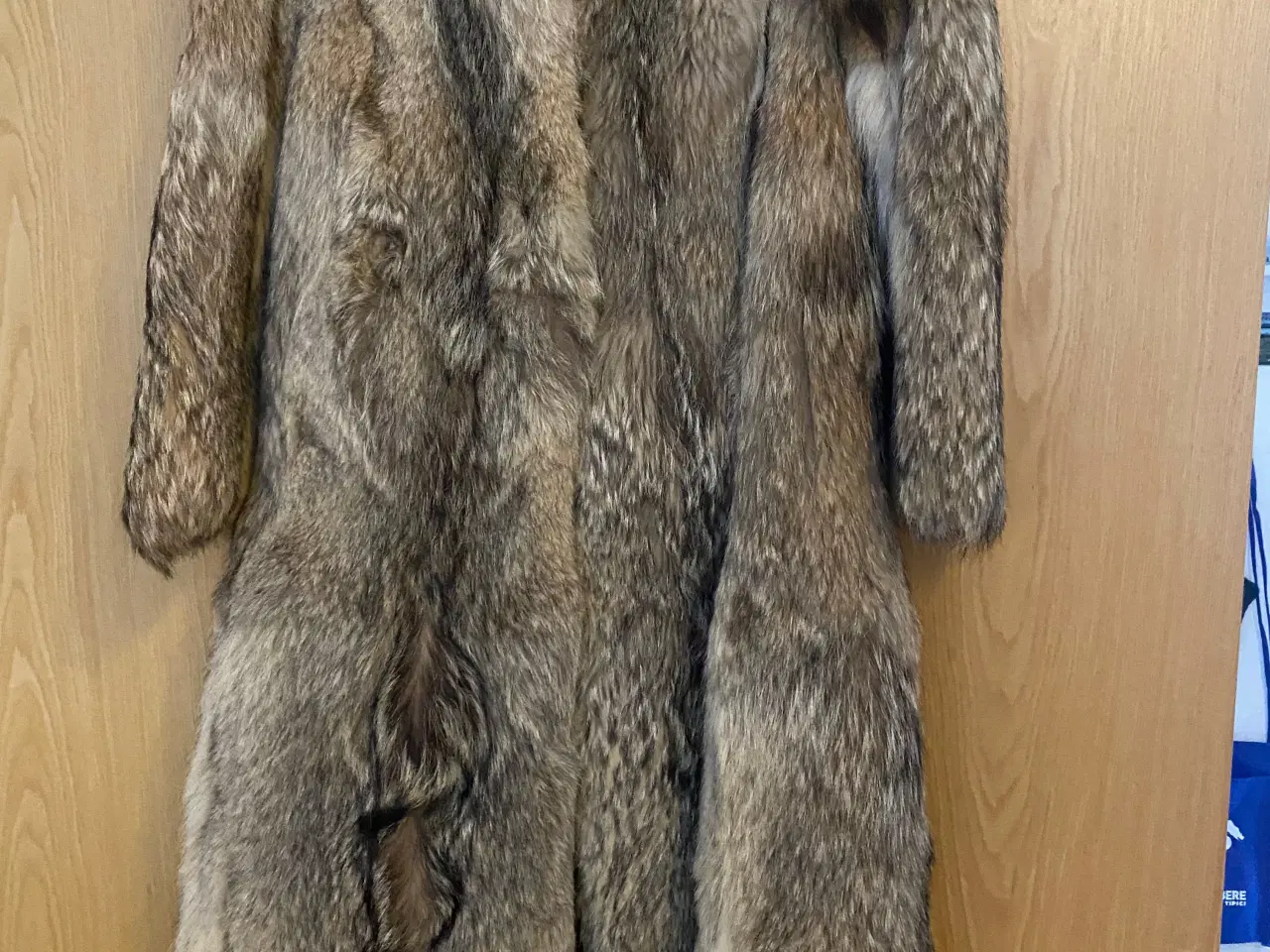 Billede 1 - ULVEPELS - næsten ikke brugt