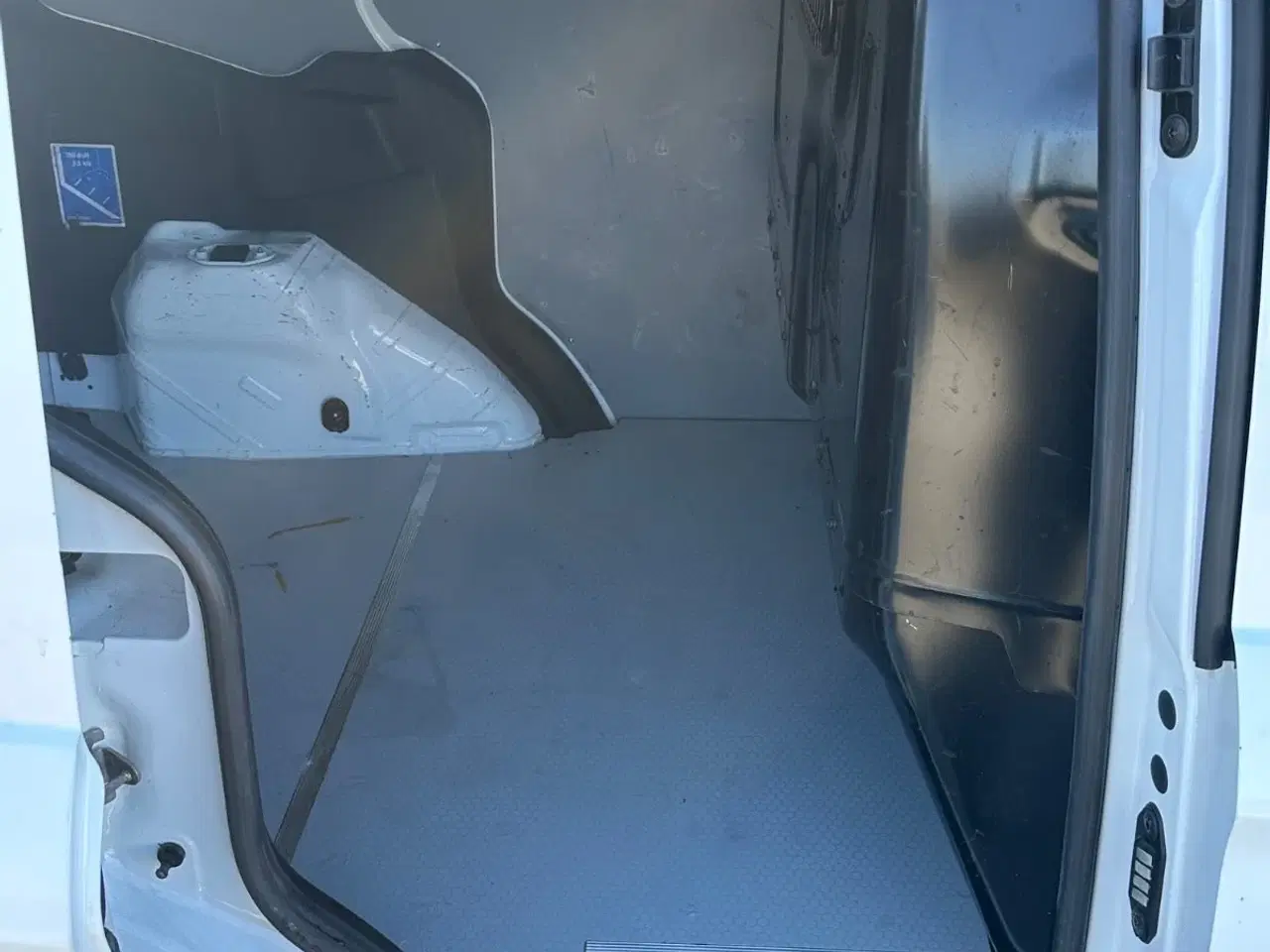 Billede 6 - Ford Transit Courier 1,5 TDCi 75 Ambiente Van