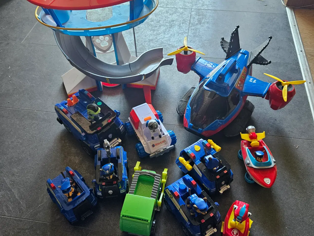 Billede 1 - Paw Patrol legetøj 
