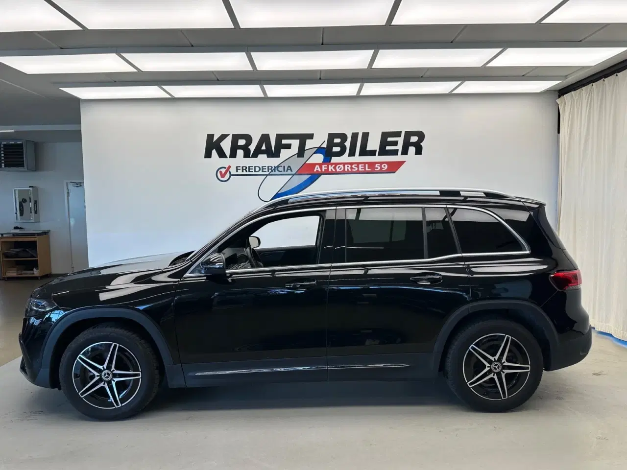 Billede 2 - Mercedes EQB350  AMG Line 4Matic