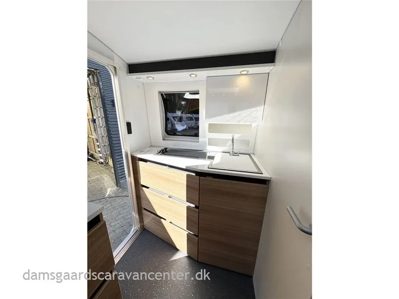 Billede 10 - 2023 - Adria Action 391 LH   Enkeltsenge-Gulvtemp.-Dometic telt-Solsejl