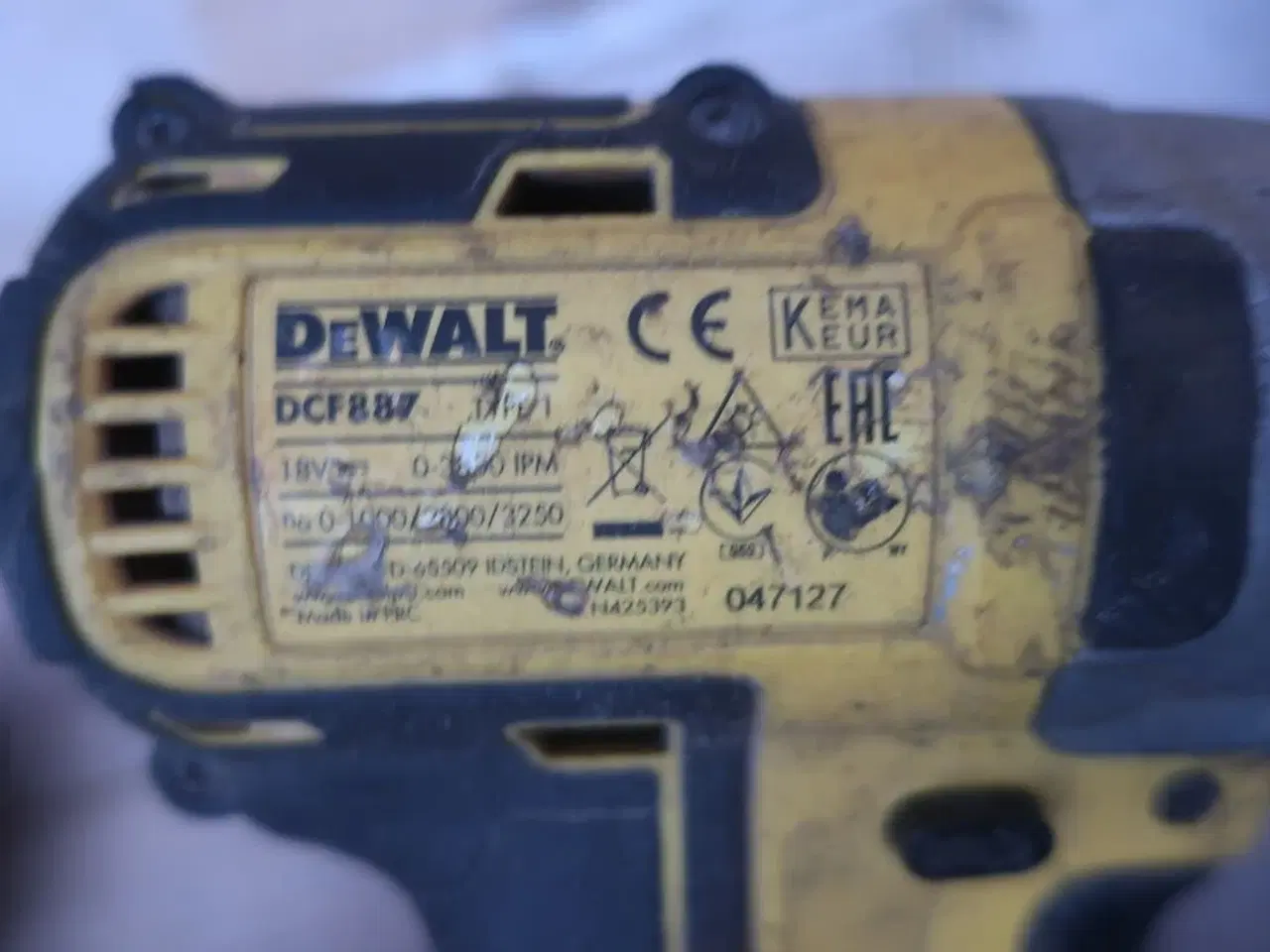 Billede 3 - 4. stk. boremaskiner DEWALT Model: DCF887, DW004, DCH253