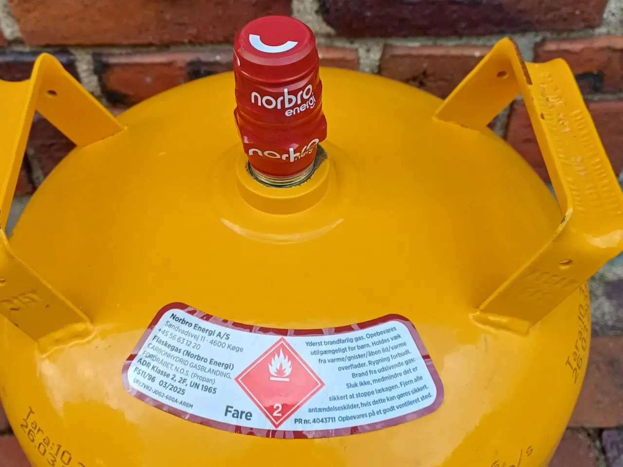 Billede 1 - Gasflaske, 11 kg gasflaske ny, fyldt og plomberet.