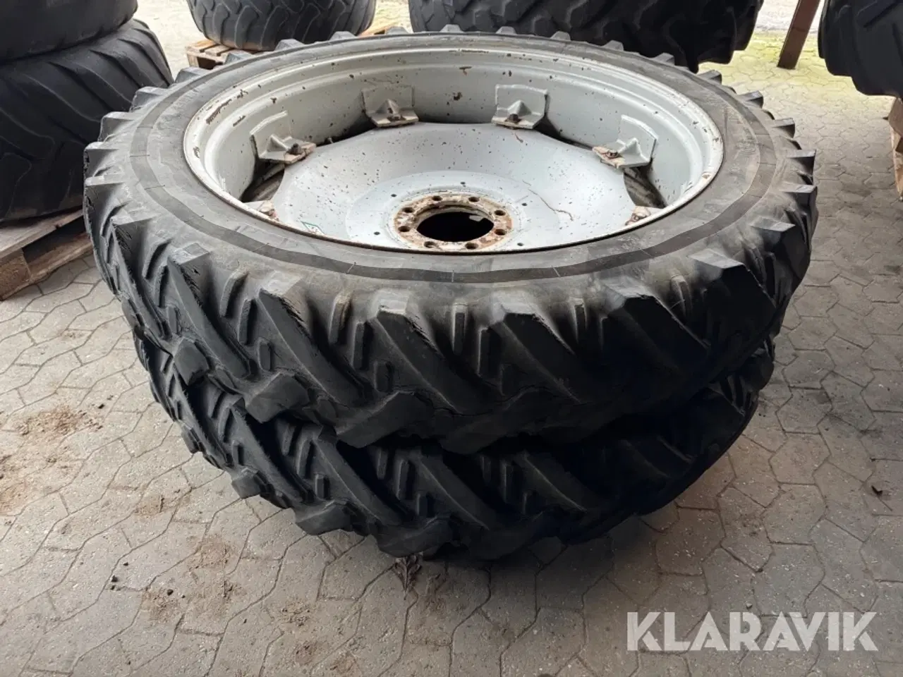 Billede 1 - Spøjtedæk Kleber Super50 2 styk