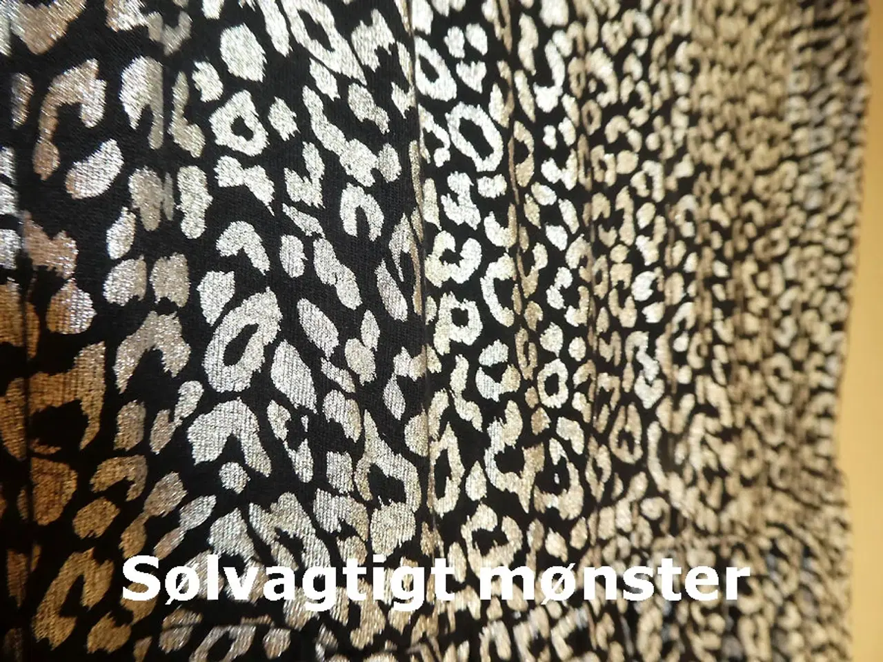 Billede 2 - Lækker buksedragt