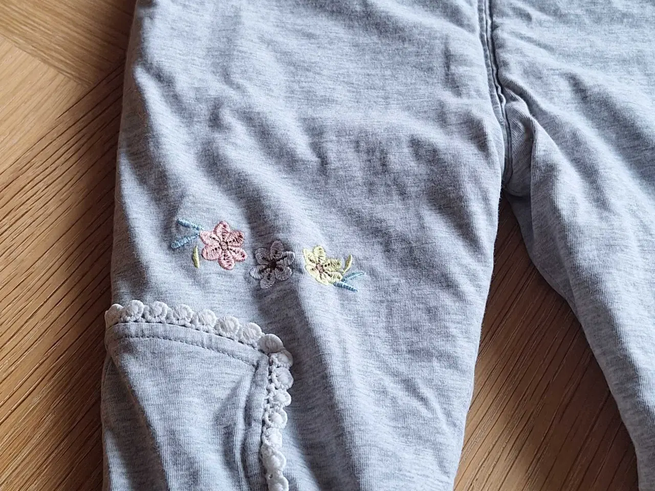 Billede 2 - Vatterede bukser