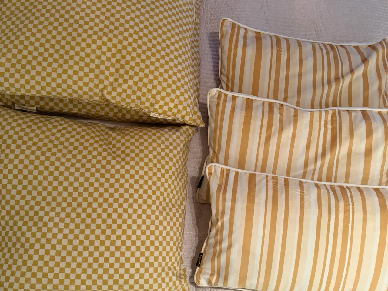 Billede 1 - 6 puder mrk. Vanilla Fly