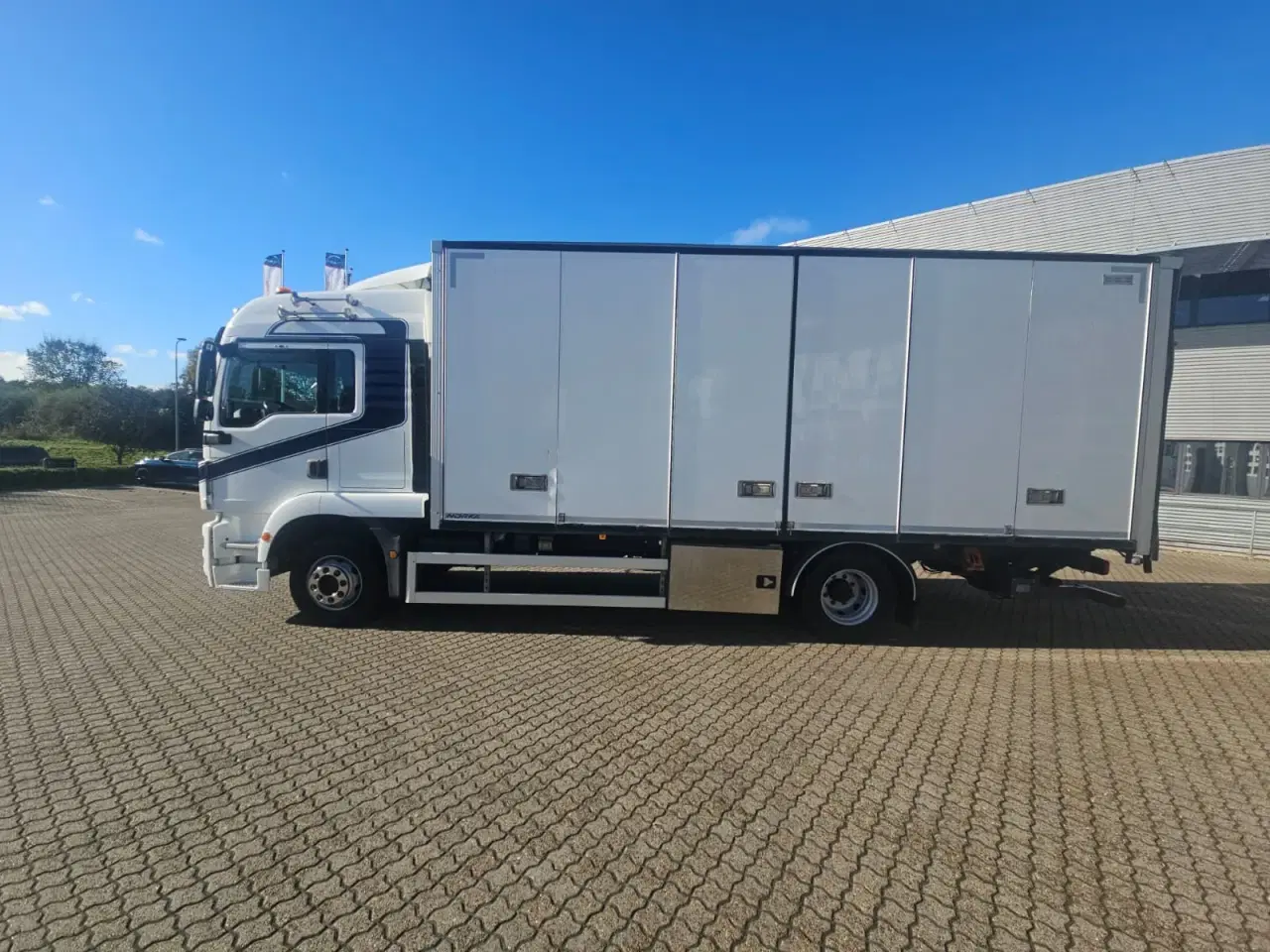 Billede 13 - MAN TGM 15.290, Lukket kasse