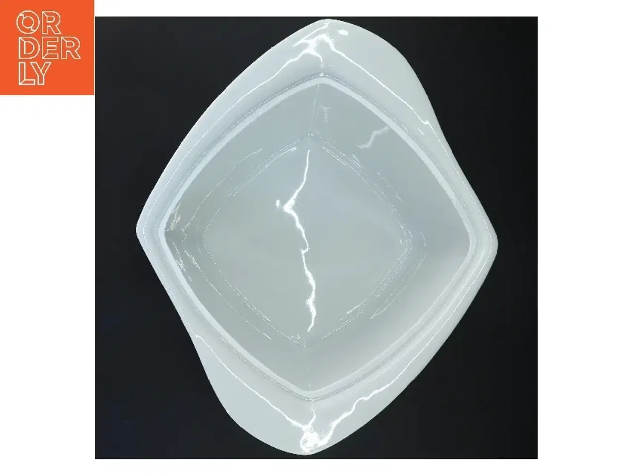 Billede 4 - Porcelæns skål med låg fra Fyrklveten Victoria (str. Ø 27 cm)