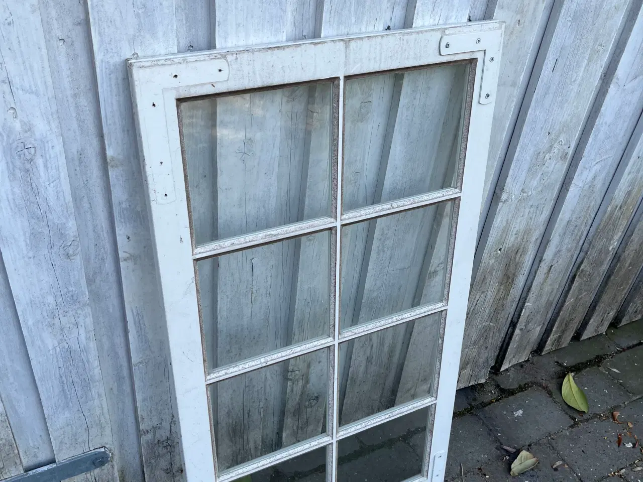 Billede 2 - Nyere hvide vinduesrammer