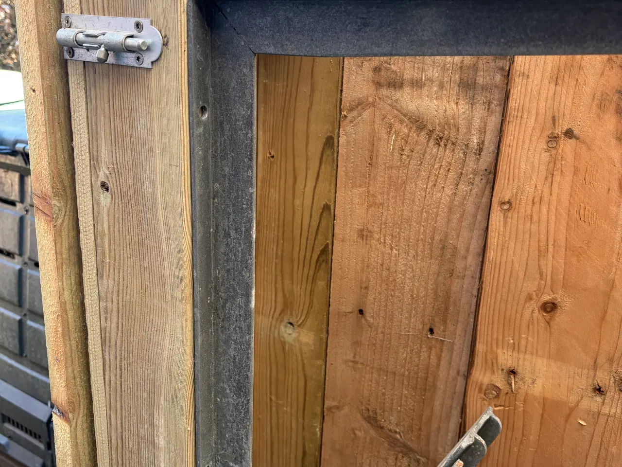 Billede 6 - Hyldebæringer til bordplade.