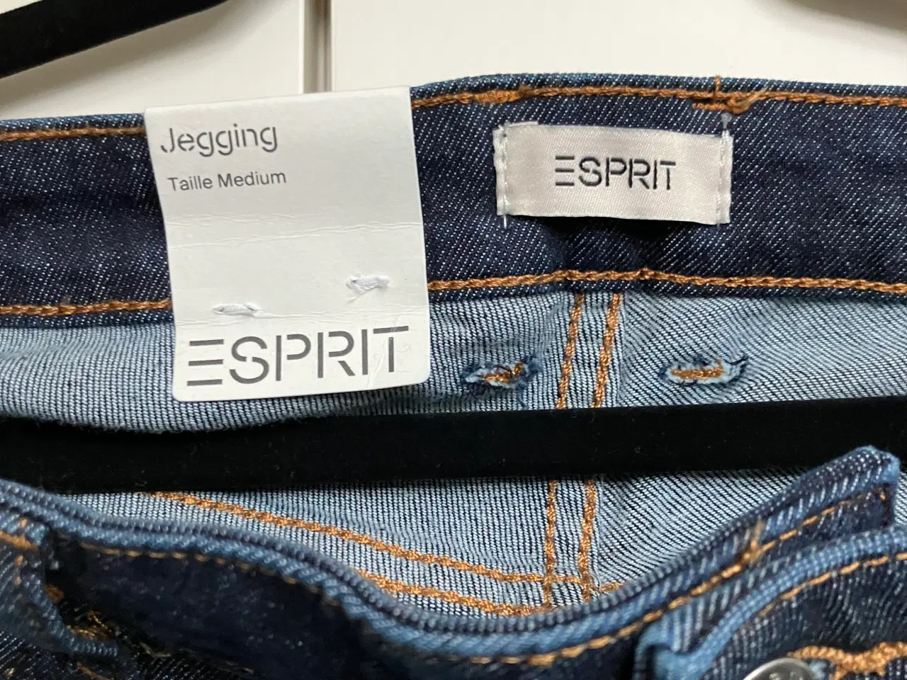 Billede 3 - Ubrugte Esprit jeans
