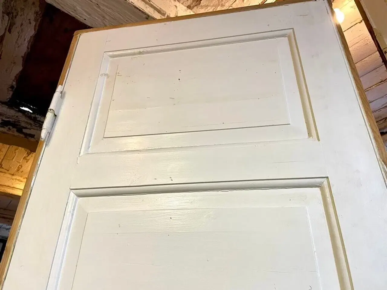 Billede 4 - Klassisk fyldningsdør m. fire felter og karm