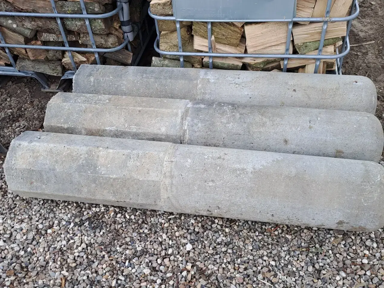 Billede 1 - pullert beton søjler 3 stk