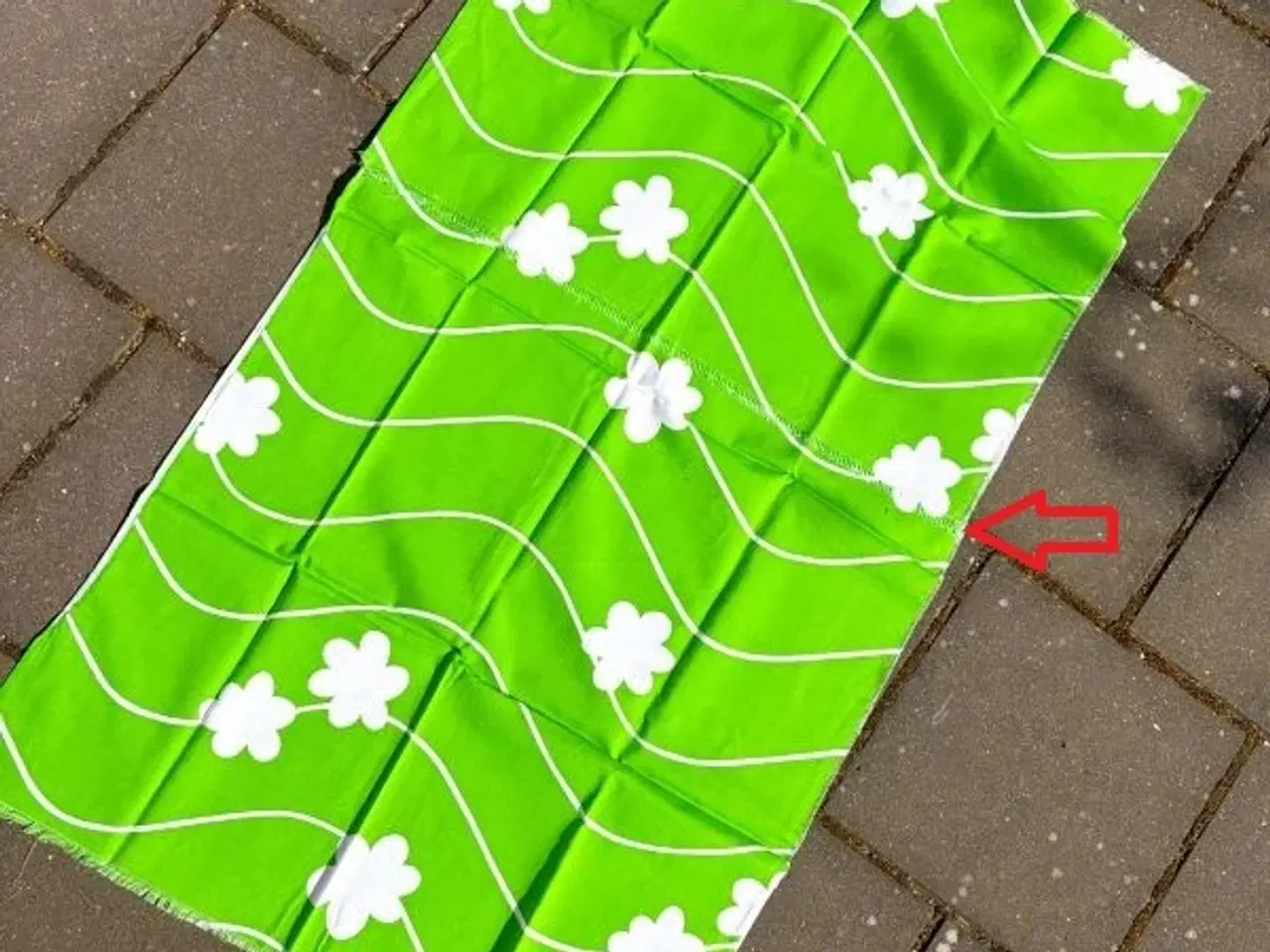 Billede 2 - 2 skønne stykker retro-stof i grønt