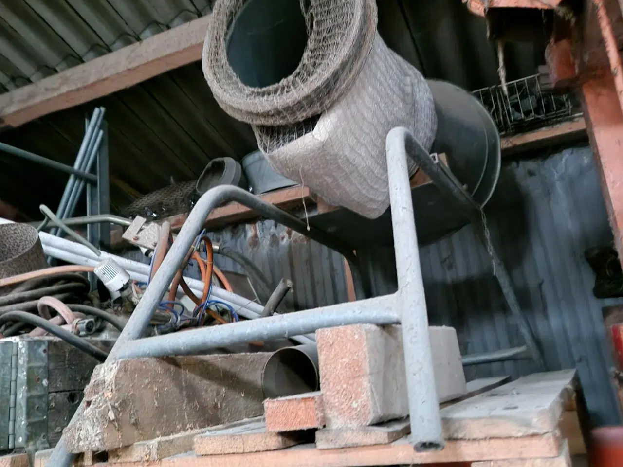 Billede 1 - Tragt til netning af juletræer