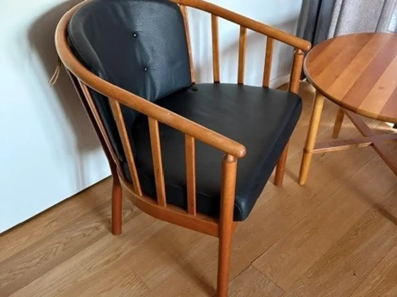 Billede 4 - Cafesæt i Kirsebær fra Haslev Møbelsnedkeri