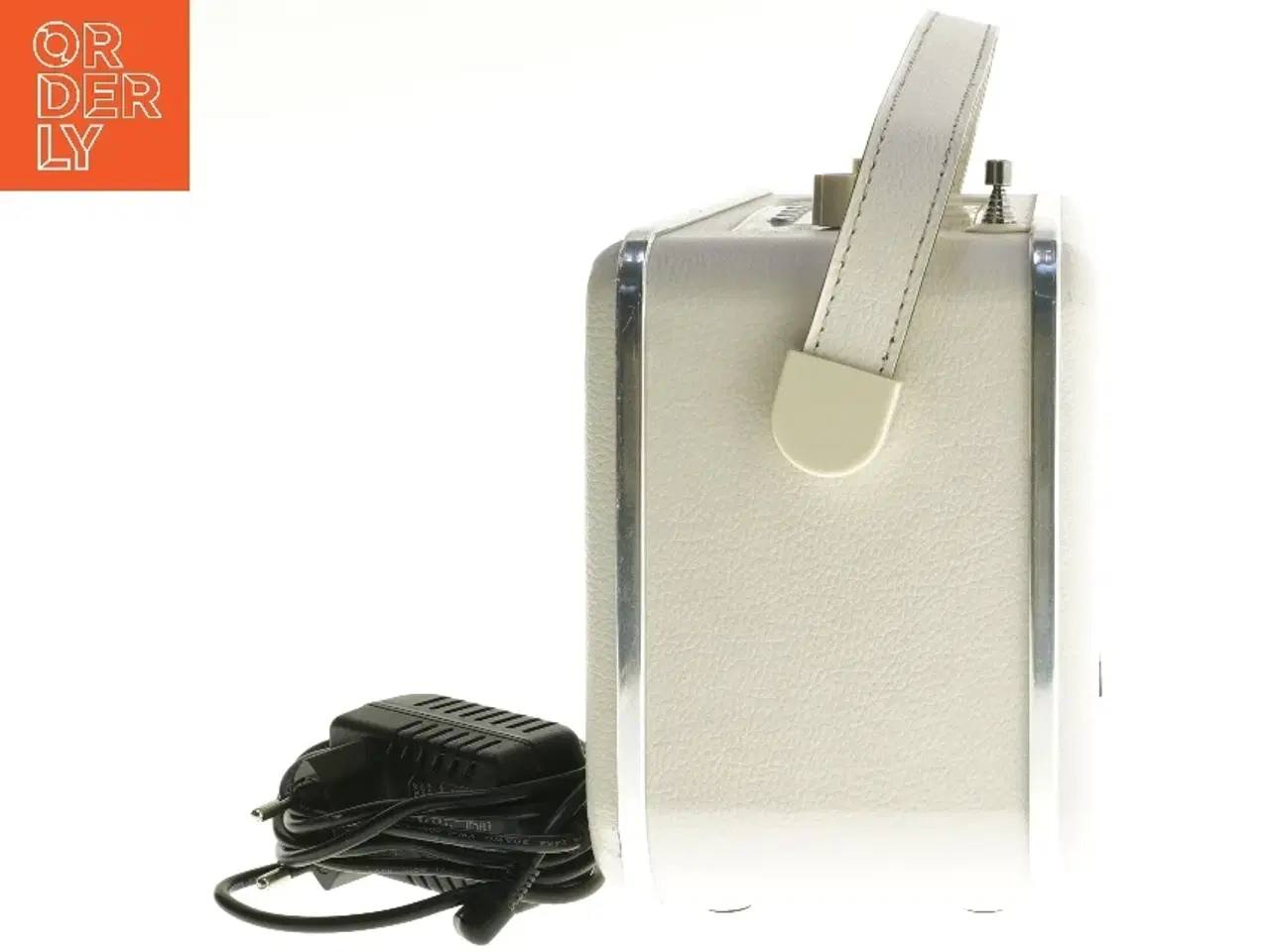 Billede 2 - Memphis radio med adapter fra Memphis (str. 26x12x16 cm)