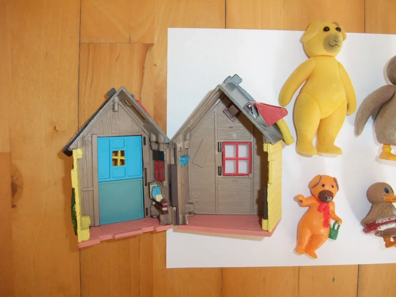 Billede 3 - Bamse Hus+Figurer
