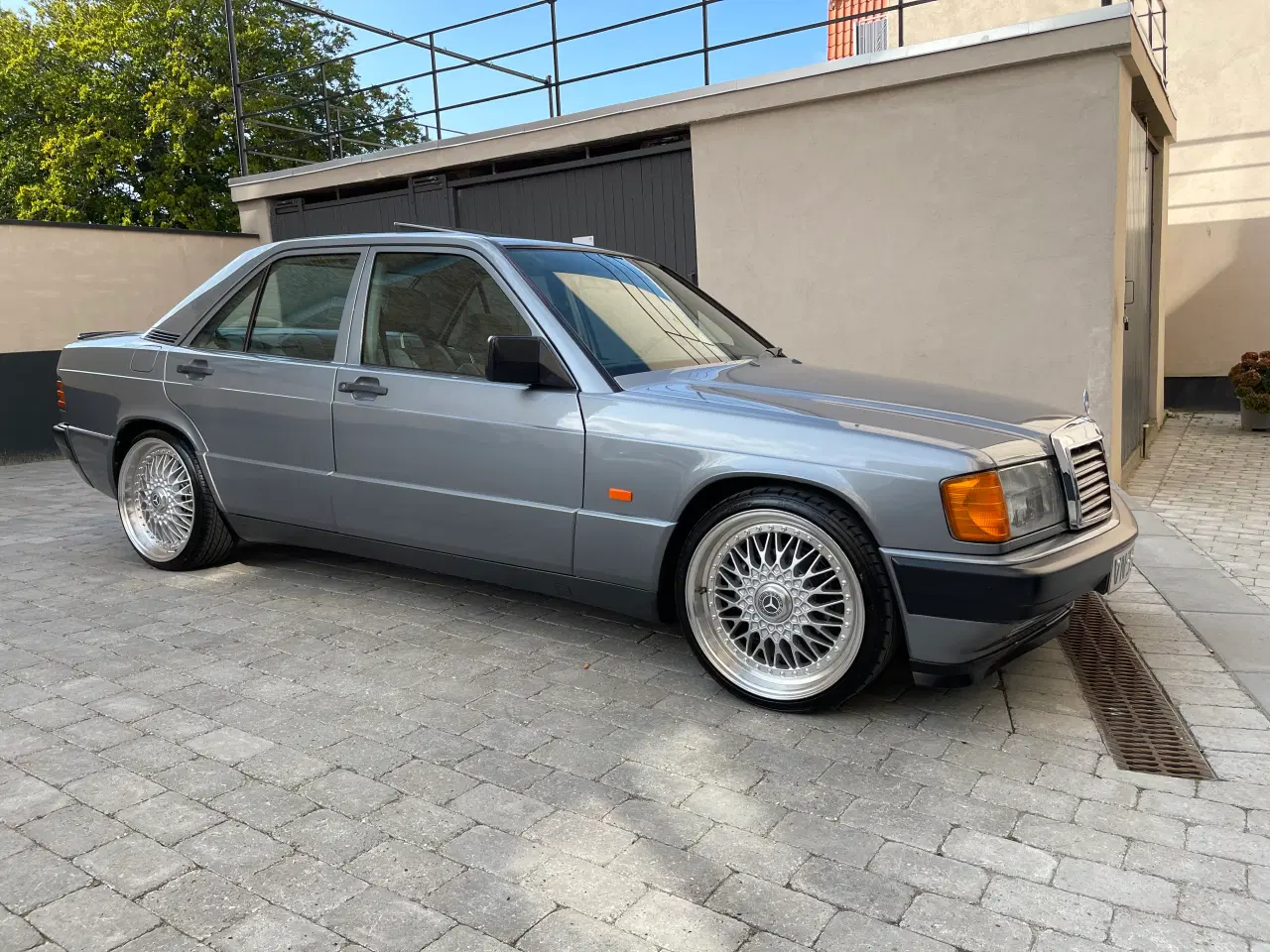 Billede 2 - Original w201. Billederne fortæller alt