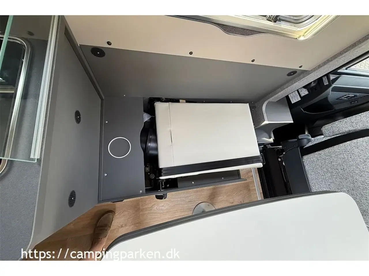 Billede 7 - 2025 - Dethleffs Trend I 7057 EBL   Superflot, nyudviklet Trend, 180 hk, automatgear, face-to-face siddegruppe, enkeltsenge