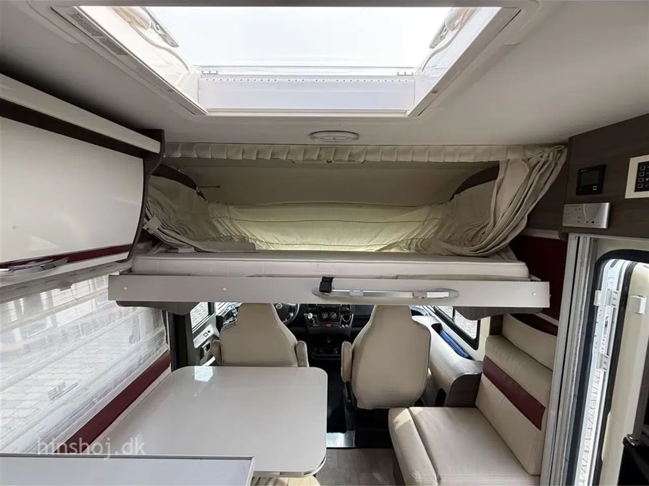 Billede 17 - 2017 - McLouis Nevis 80 G Karat   Lækker autocamper med Queens Bed fra Hinshøj Caravan
