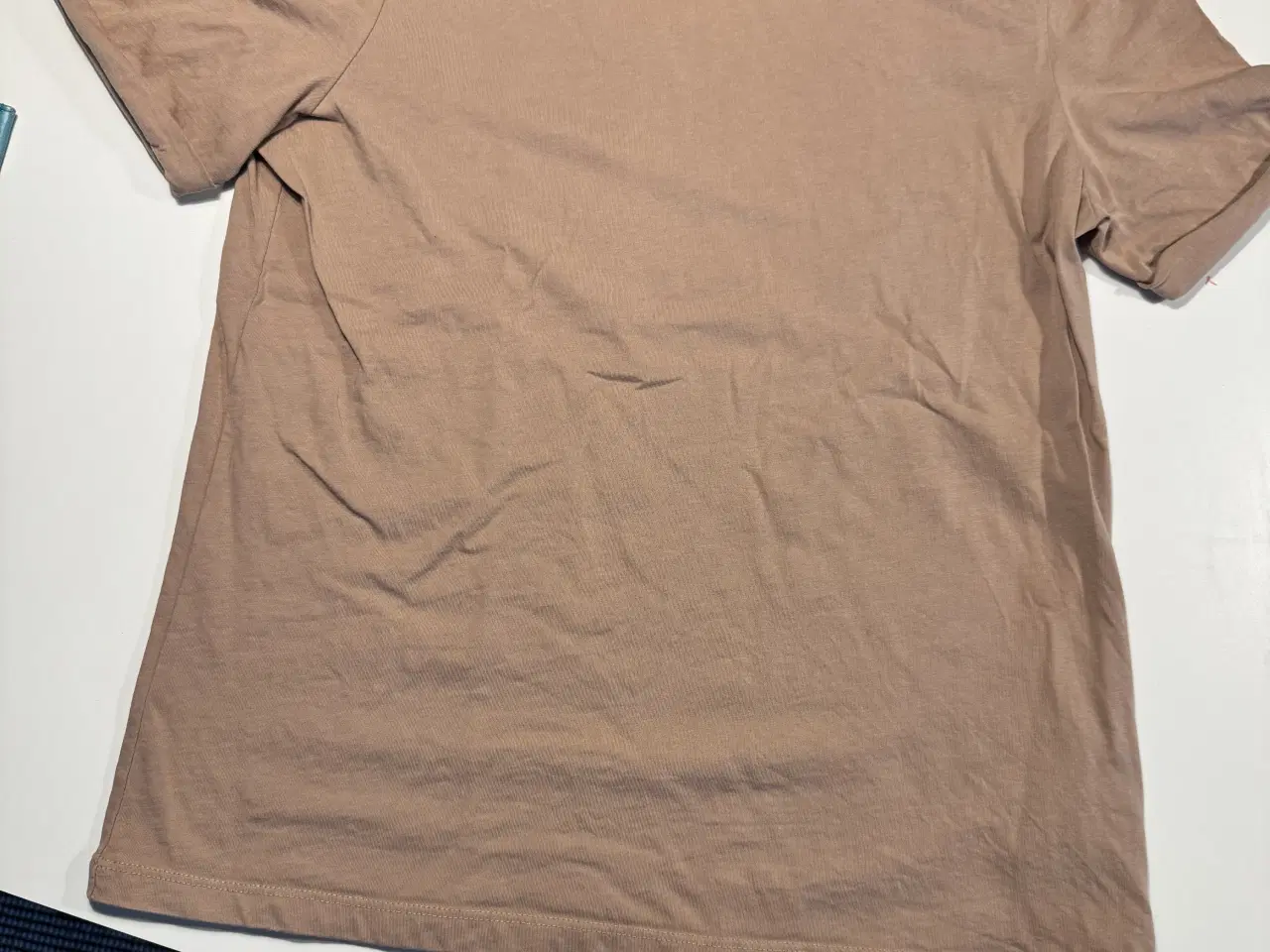 Billede 4 - T-shirt brun str s, Pieces