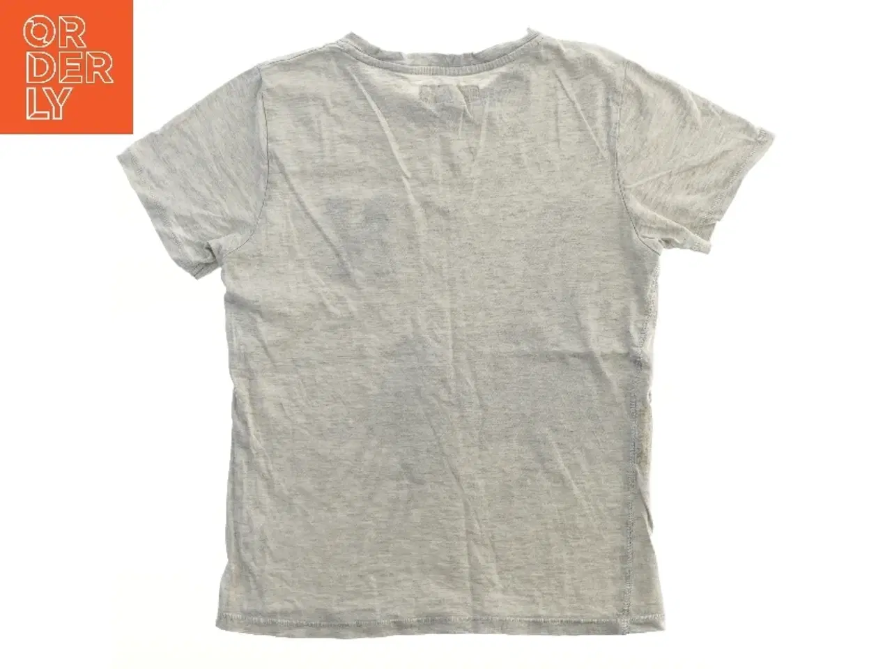 Billede 2 - T-shirt med by- og fugleprint fra L.O.G.G (str. 134)