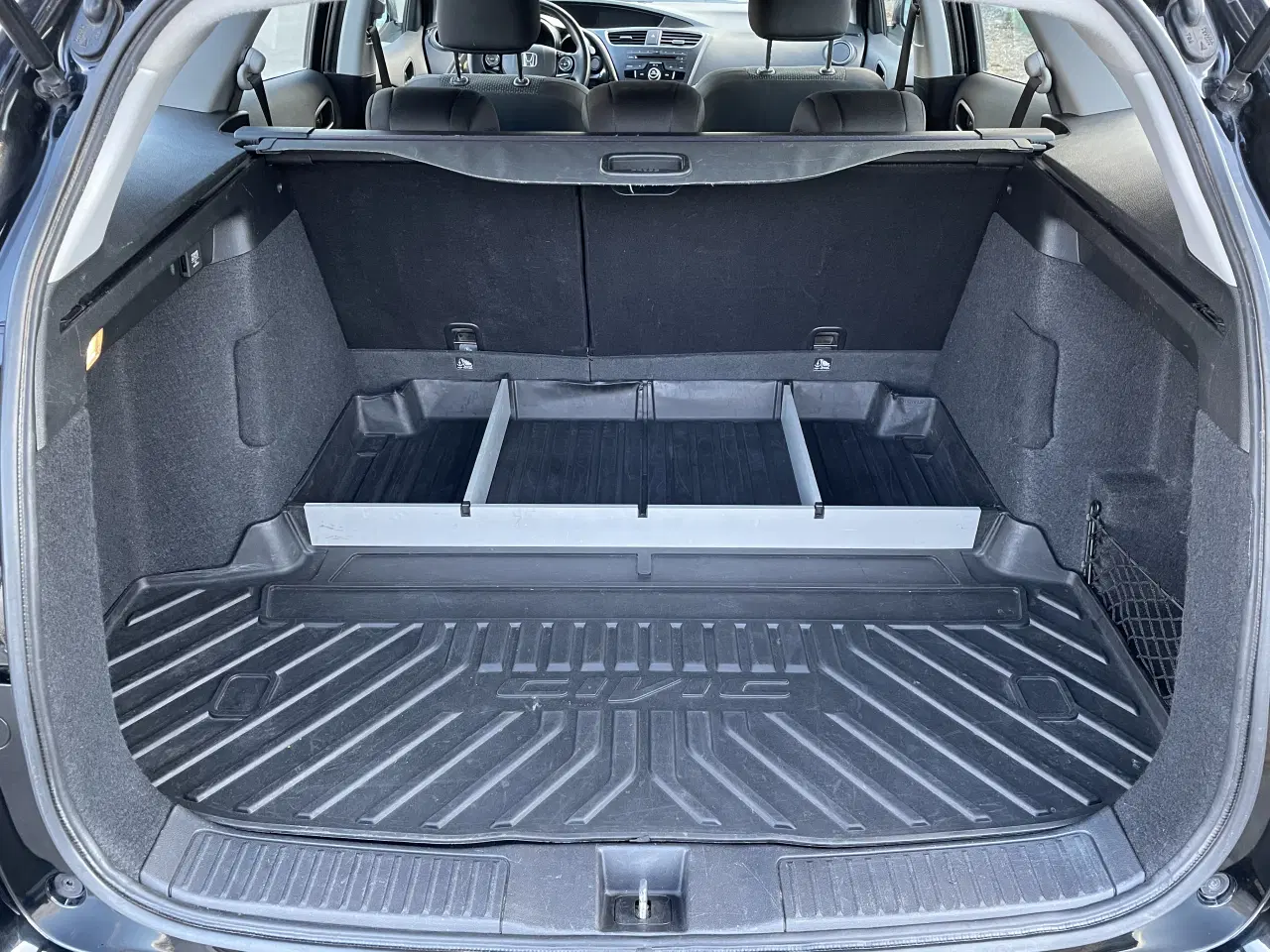 Billede 7 - Lækker bil med god plads