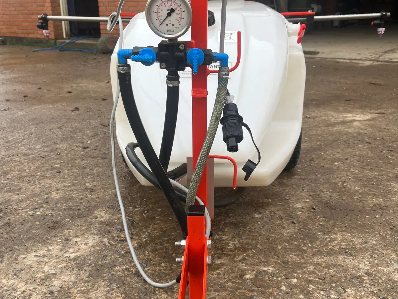 Billede 4 - Kuhn 75l minisprøjte til havetraktor